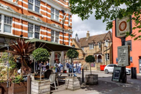 Orange Tree, Richmond
